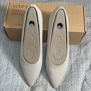 VIVAIA Women's Cream Loafers size EUR 41 /10 US
